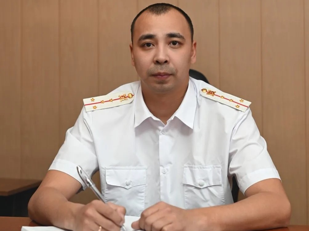 Начальник отделения Госавтоинспекции Отд МВД России по Михайловскому району обращается к родителям.